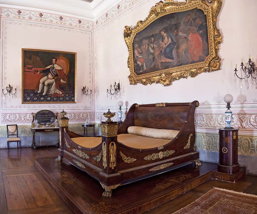 brand-names-of-furniture-from-previous-centuries-los-angeles-orange-county